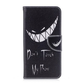 nesahej_mi_na_telefon,_úsměv.jpg